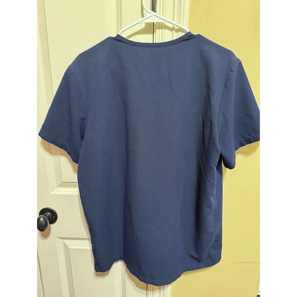 Figs Technical Collection Men's Short Sleeve Navy Blue Medical Scrub Top Sz M - Picture 7 of 12